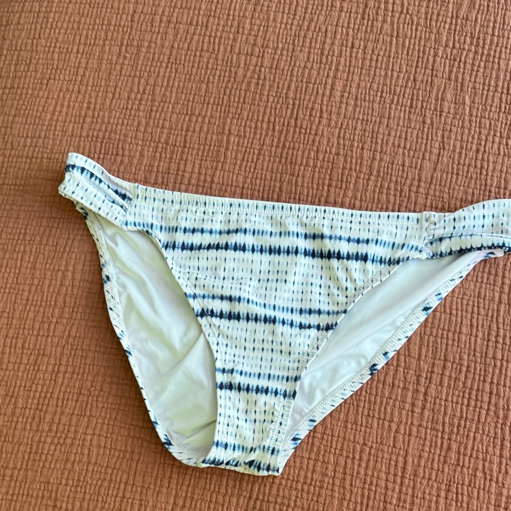 Carve Designs White and Navy Tie-Dye Bikini Bottom